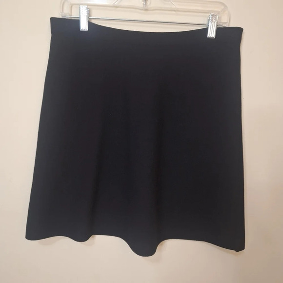 Theory Doreen Prosecco mini skirt SZ M BLACK - Picture 2 of 7